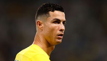 Cristiano Ronaldo ar putea primi 99 de lovituri de bici, pentru adulter. Fotbalistul portughez ar putea fi, inclusiv, arestat