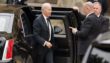 Joe Biden, cu limuzina blindată la funeraliile Reginei Elisabeta a II-a. De ce i s-a făcut această concesie