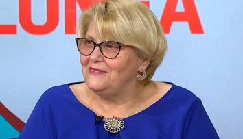Mama lui Augustin Viziru, despre rolul de tătic al fiului ei, dar și noua provocare - competiția Ferma. Orășeni vs săteni