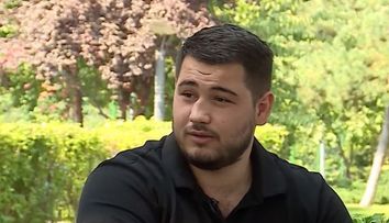 De la copil abandonat, la campion în ring. Povestea emoționantă a lui Alin Iancu