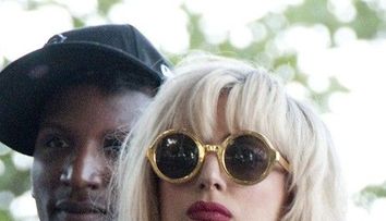 Lady Gaga, aparitie socanta la Lollapalooza Festival  FOTO