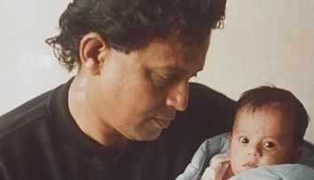 Povestea celebrului actor indian Mithun Chakraborty, care a adoptat o fetiță găsită la gunoi. Cum arată acum viața ei
