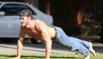 Scott Eastwood va face parte din distributia filmului Furious 8. Mesajul emotionant pe care l-a transmis dupa aflarea vestii