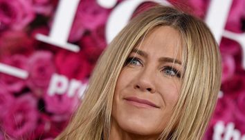 Jennifer Aniston a împlinit 52 de ani. Cele mai sexy apariții ale vedetei pe covorul roșu