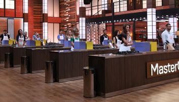Luni seară, cutiile cu surprize vor dicta meniul pregătit de concurenții MasterChef