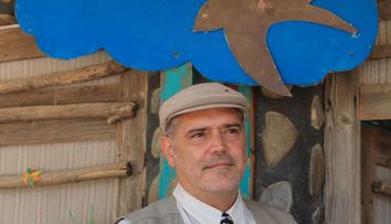Gheorghe Ifrim, primarul Vasile din ”Las Fierbinți” este un familist convins. Cum arată soția și copiii lui
