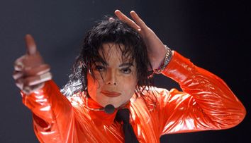 Mărturia scandaloasă a bărbatului care spune că a fost abuzat de Michael Jackson în copilărie: Avea un cod secret
