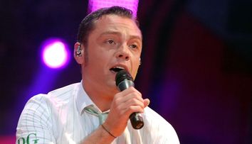 Îl mai ții minte pe Tiziano Ferro? Cum arată astăzi și ce face artistul care a cucerit o generație cu „Perdono”
