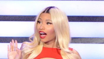 Nicki Minaj, cea mai controversata aparitie la un show TV. Nimeni nu si-a putut dezlipi privirea de pe decolteul ei: FOTO