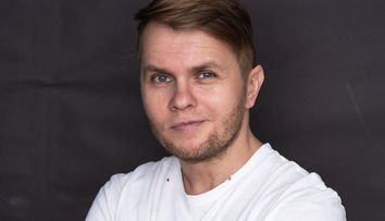 Codin Maticiuc, imagine adorabilă alături de fiicele sale, Ilinca și Smaranda. Actorul a petrecut o vacanță în Dubai
