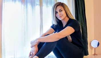 Lora, primul mesaj după moartea mamei ei: „Singurul om de la care îmi doream cu adevărat aplauzele”