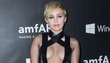 Rochia pe care doar Miley Cyrus o putea purta. Cum arata tinuta care a atras toate privirile