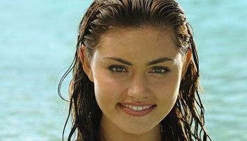 Ai crescut cu ea. Transformarea spectaculoasa a lui Cleo din serialul H2O, la 4 ani de la incheierea filmarilor