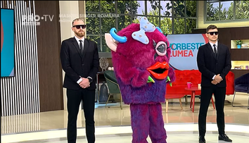 Cel mai nou personaj Masked Singer, în vizită la Vorbește lumea! Ce indicii a oferit Lady Monster telespectatorilor 