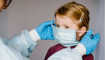 Un studiu arată că și copiii pot să răspândească noul coronavirus la fel ca adulții! Care sunt vârstele periculoase