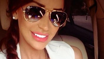 Bianca Dragusanu, intr-o rochita mulata si scurta cat un tricou. Aparitia cu care roscata si-a pus fanii pe jar