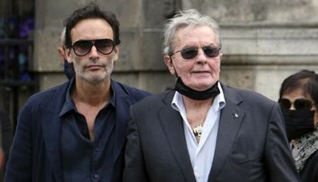 Fiul lui Alain Delon, prima reacție după ce tatăl său a murit. Ce mesaj a transmis Anthony Delon: „Continuă să trăiască în noi”