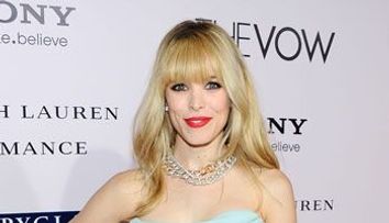 Cel mai asteptat film de dragoste din 2012: Rachel McAdams, aparitie de senzatie pe covorul rosu