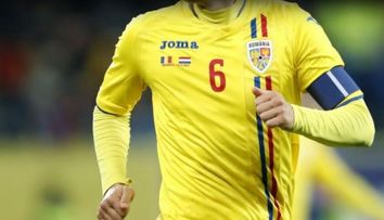 ROMÂNIA - SPANIA, PROTV: Sondaj național: cine merită banderolă naționalei? VOTEAZĂ AICI