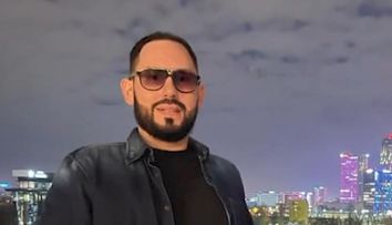 Cum a fost surprins tatăl lui Andrei Versace la înmormântarea fiului său! Bărbatul abia a reușit să-și privească copilul în sicriu