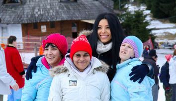 Corina Caragea a participat la Jocurile Speciale de Iarna alaturi de copiii beneficiari ai 