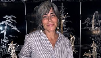 O recunoști? Toți bărbații erau înnebuniți după formele ei. În anii '90, brazilianca se număra printre cele mai senzuale actrițe  din telenovele. Cele trei fiice ale sale i-au moștenit frumusețea
