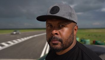 Cum a comentat Cabral evenimentele tragice din ultimele zile: „Ăștia care conduc lumea noastră sunt doar niște găini fără cap”