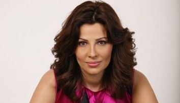Valentina Pelinel isi dezvaluie noile achizitii vestimentare in Ce se intampla, doctore?