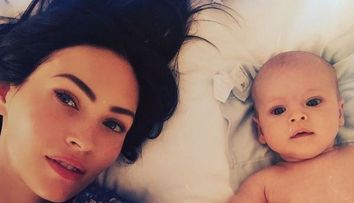 Megan Fox, criticata aspru dupa ce si-a fotografiat cei doi baietei la plaja