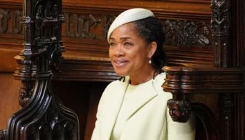 Motivul pentru care mama lui Meghan Markle a stat singura la nunta fiicei ei