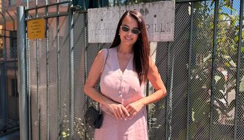 Anca Serea, victima unui nou furt. Soția lui Adrian Sînă a rămas fără acte în timpul unei vacanțe în străinătate: „Portofelul magic care dispare”