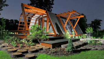 O casa ecologica inventata de romani face furori printre straini. Cum arata locuinta spatioasa de 25.000 de euro