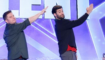 Smiley si Pavel Bartos aduc, in fiecare saptamana, zambetul pe buze la Romanii au talent
