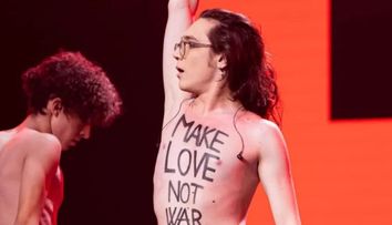 Cine este Theodor Andrei, tânărul care va reprezenta România la Eurovision 2023