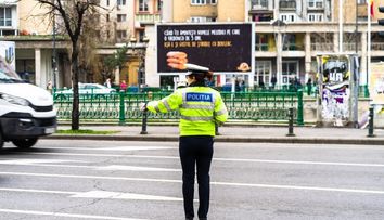 Poliția Română explică: poți schimba locuința pe timp de izolare? În ce condiții poți merge la spălătoria de mașini? 