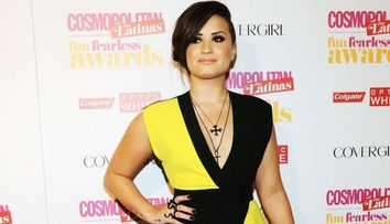 Demi Lovato a aparut nemachiata. Cat de frumoasa este vedeta