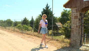 Vacanță ca-n povești în inima Deltei Dunării: mănăstire unică, tradiții uimitoare și cazare de vis cu acoperiș din stuf