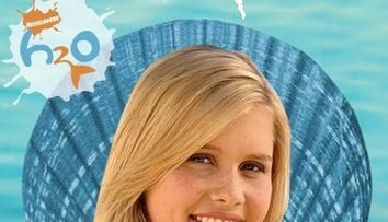Ea e una dintre cele mai sexy vedete de la TV, dar stii cum arata iubitul? Vezi poze intime cu Claire Holt din 