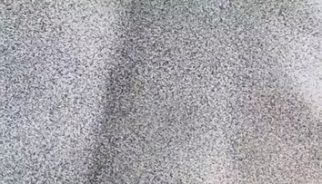 A petrecut peste 70 de ore desenand puncte mici. ZOOM pe imaginea de mai jos si vei ramane fara cuvinte