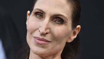 Eroina din filmul The Nun are doar cuvinte de laudă la adresa României. Ce i-a plăcut la noi