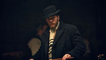 Soția lui Tom Hardy joacă în ”Peaky Blinders”. Ce rol are aceasta