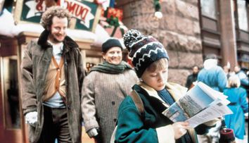 Cele mai noi fotografii cu hoții din „Singur acasă”! Cum arată în prezent Joe Pesci și Daniel Stern