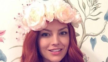 Desenul care ar putea deveni tatuaj permanent. Cea mai recenta imagine cu Elena Gheorghe i-a impresionat pe fani