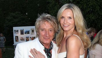 Soția lui Rod Stewart s-a făcut polițistă la 50 de ani. Penny Lancaster patrulează pe străzile din Londra