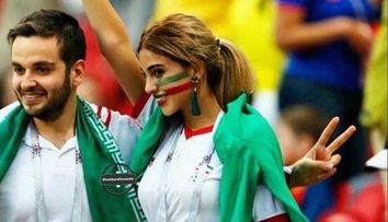 Imaginea cu o suporteră a echipei Iranului s-a viralizat la CM. Care e motivul