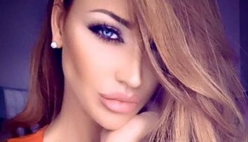 Bianca Dragusanu, intr-o rochie care ii face picioarele sa para interminabile. Cum arata tinuta provocatoare