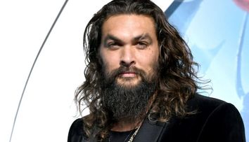 Jason Momoa s-a îndrăgostit de soția sa pe când era copil și ea avea 20 de ani: „Mami, o vreau pe ea!