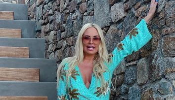 Vica Blochina, dans senzual într-o ținută provocatoare. Cum se relaxează într-o vilă de lux din Phuket
