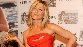 Oare a ce miroase Jennifer Aniston?