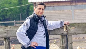 Cosmin Natanticu, din lumina reflectoarelor, la viata la tara. Ce asteptari are de la Ferma Vedetelor